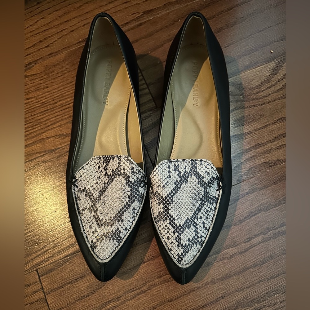 Poppy Barley Black and Snake Print Loafers
